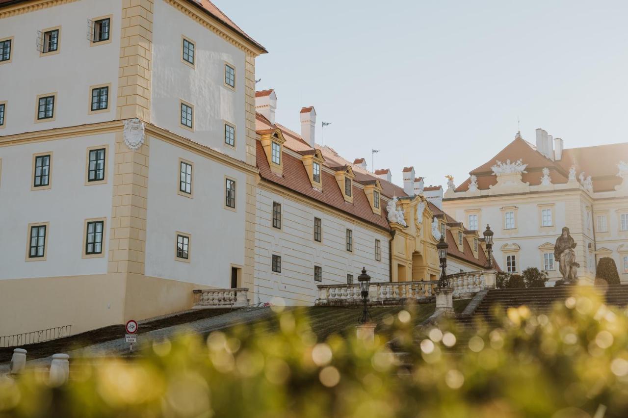 Zamecky Hotel Anton Florian Valtice Exterior photo