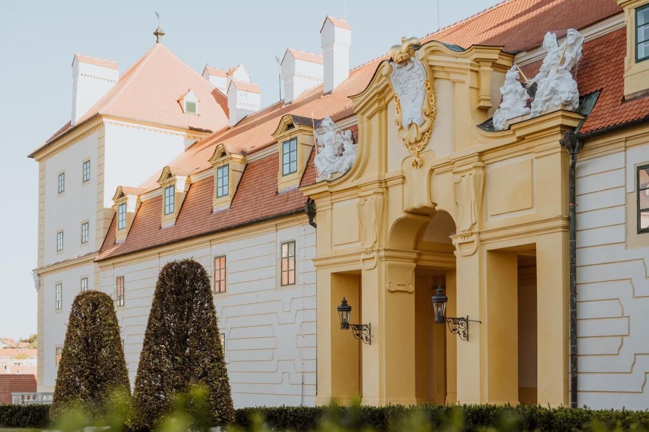 Zamecky Hotel Anton Florian Valtice Exterior photo