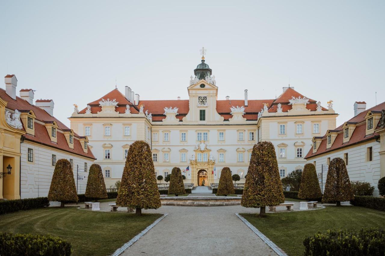 Zamecky Hotel Anton Florian Valtice Exterior photo